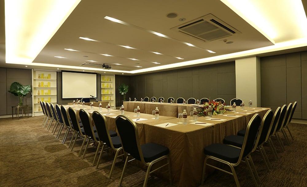 Bangna Pride Hotel & Residence Bangkok Exteriér fotografie