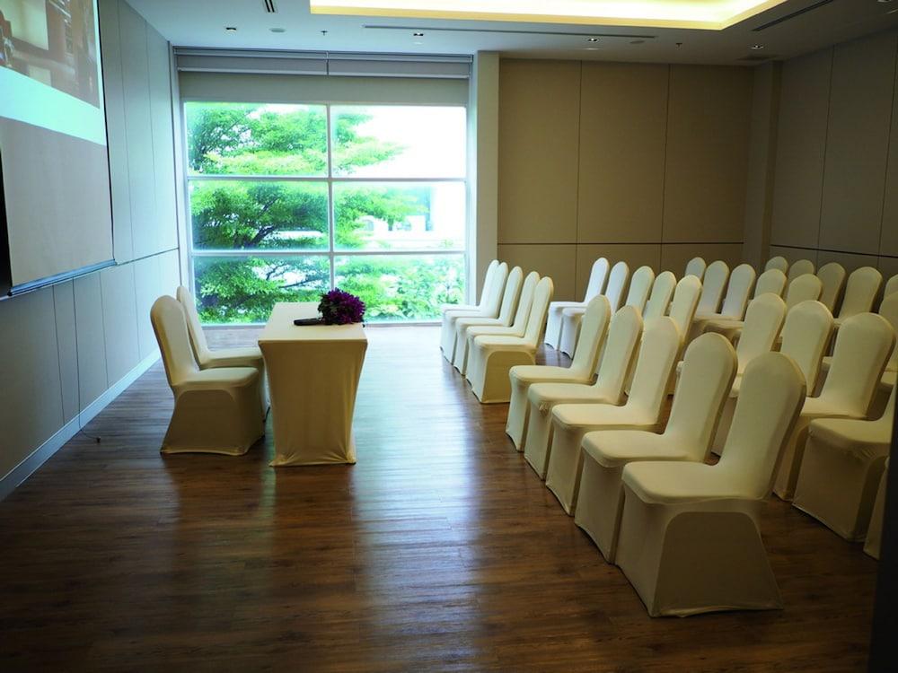 Bangna Pride Hotel & Residence Bangkok Exteriér fotografie